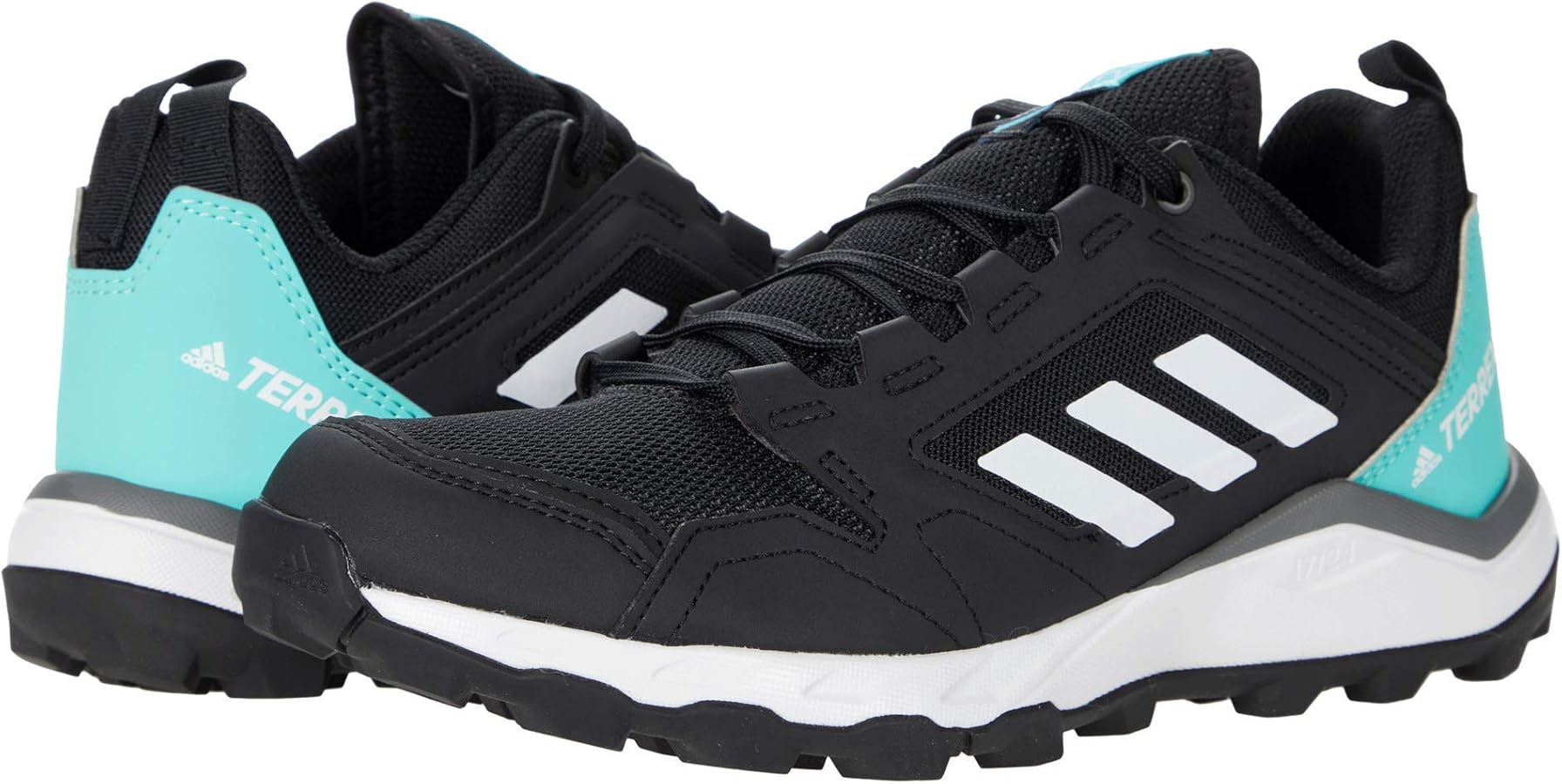 کفش کوهنوردی برند adidas مدل Terrex Ax4